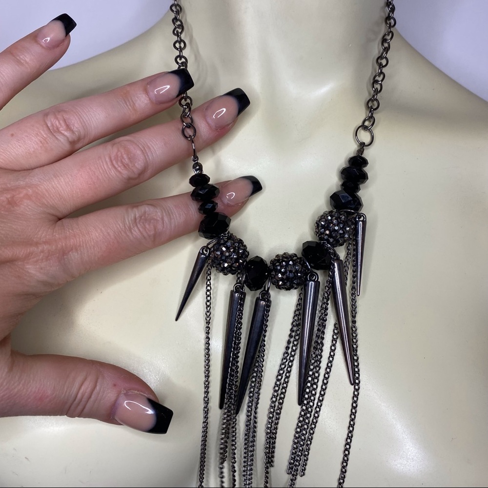 ❌ SOLD ❌ nordstrom black spike crystal necklace - Picture 6 of 6